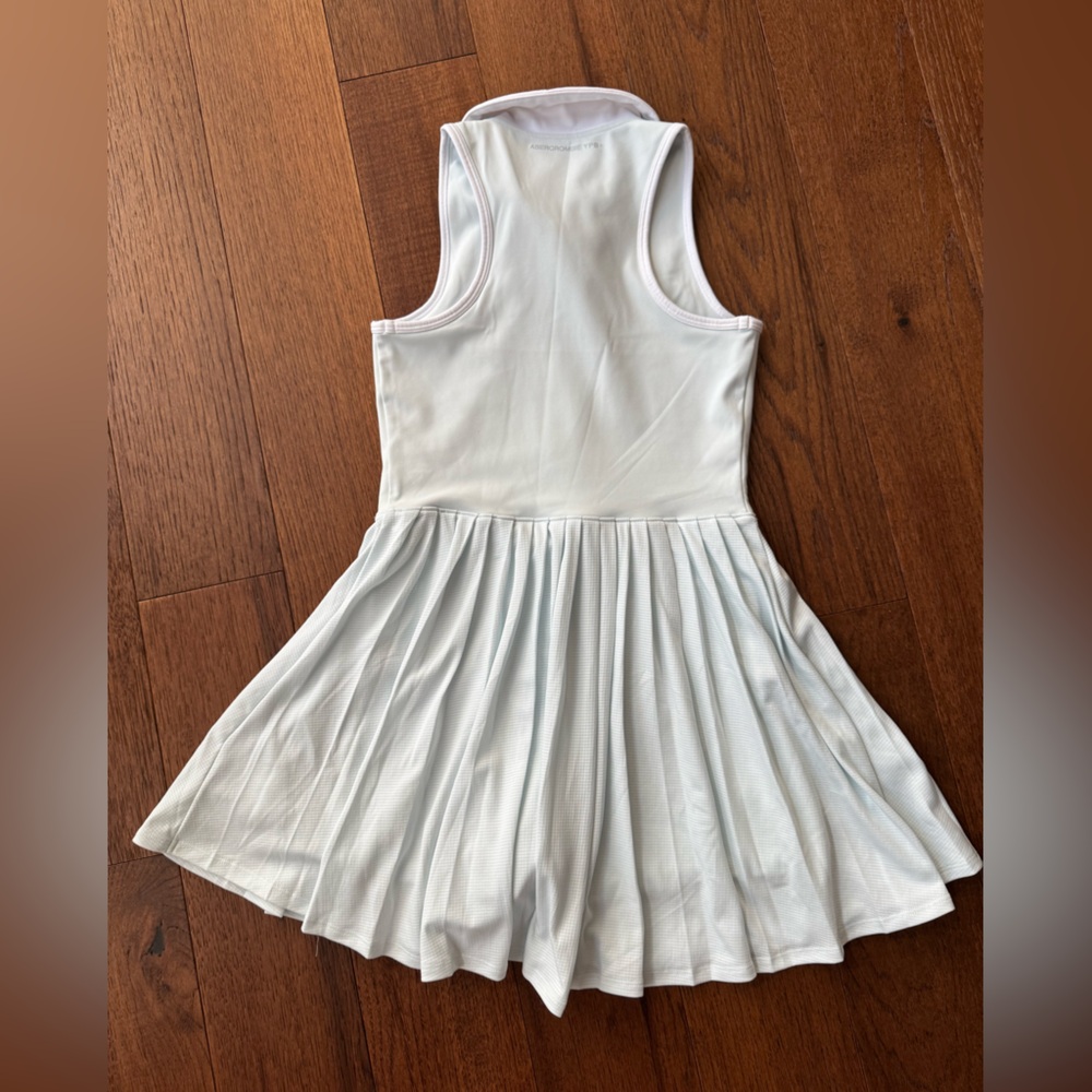 Abercrombie kids half zip pleated mini dress in soft blue color. Size 11/12 - Picture 2 of 5